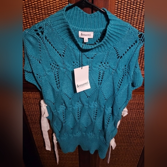 &Merci NWT Womens Blue Crew Neck Sweater with Open-Knit Pattern - Picture 2 of 3